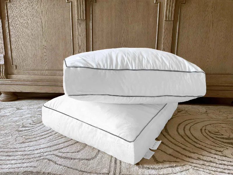 Nefeli Luxury Pillow