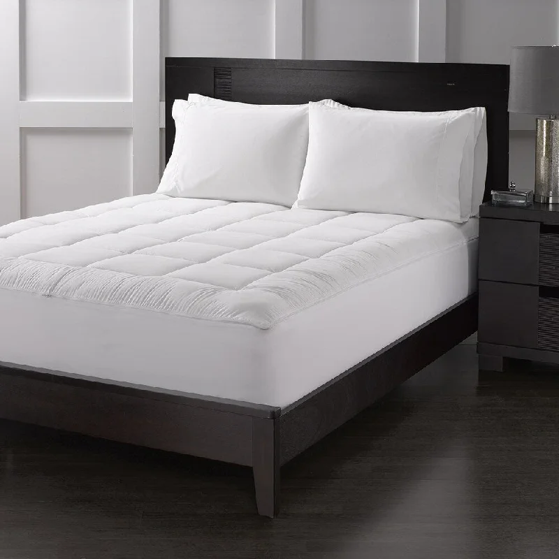 Sharper Image Zip and Wash Antimicrobial Stain Release Mattress Pad