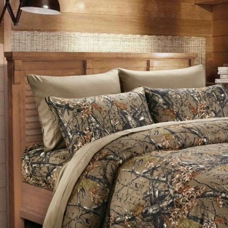 The Woods Hunter Microfiber Camouflage Full Bed Sheet Set